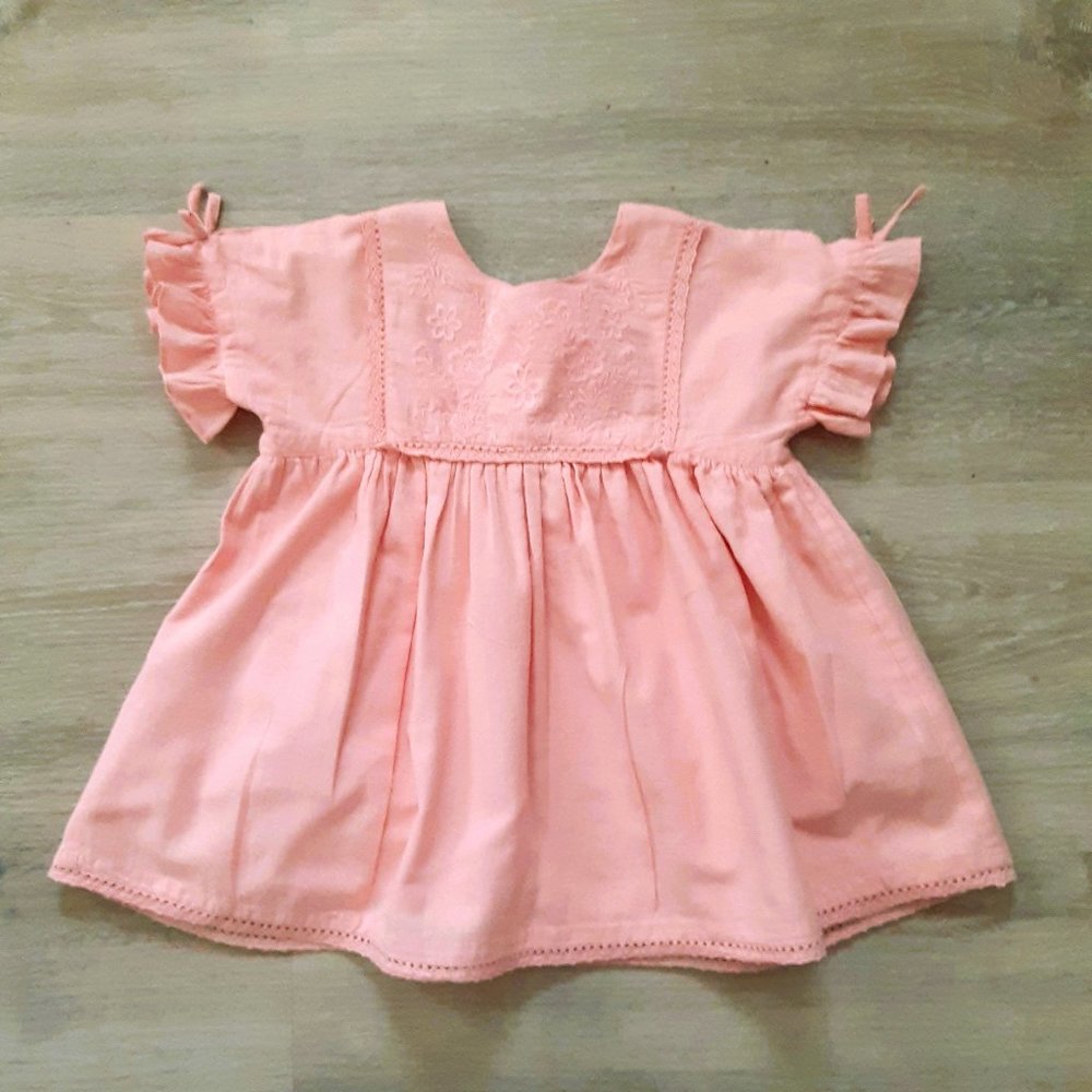 Tommy Bahama Girls Embroidered Top Size 4-5T Fully Lined & Slit Ruffle Sleeves